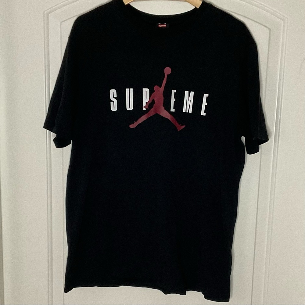 Jordan X Supreme Jumpman Men’s Large T-Shirt